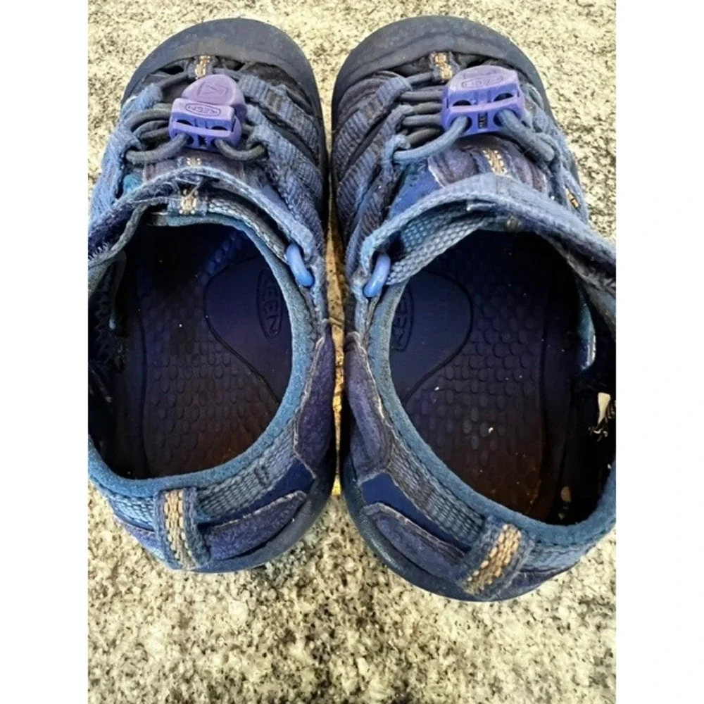 KEEN Seacamp II CNX Kids Size 10 Blue Sport Sandals Closed Toe Water Shoes